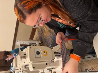 me sewing on mommachine.